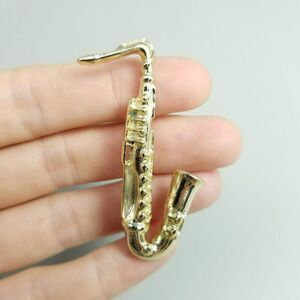 Vintage Saxophone Brooch, Gold Tone Wind Instrument Musical Musician Lapel Pen